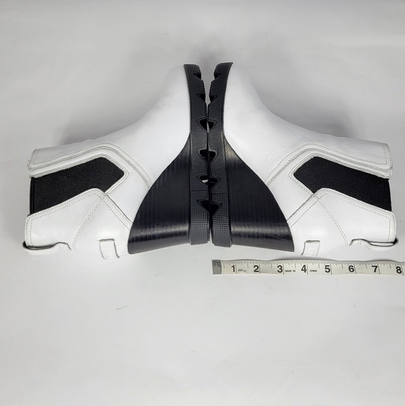 Sorel White and Black Wedge Ankle Boots #737 Size 7 - Picture 7 of 11
